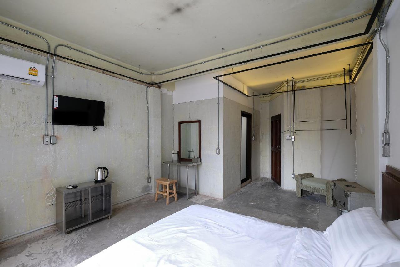 Ep1 Shophouse Hotel Bangkok Bagian luar foto