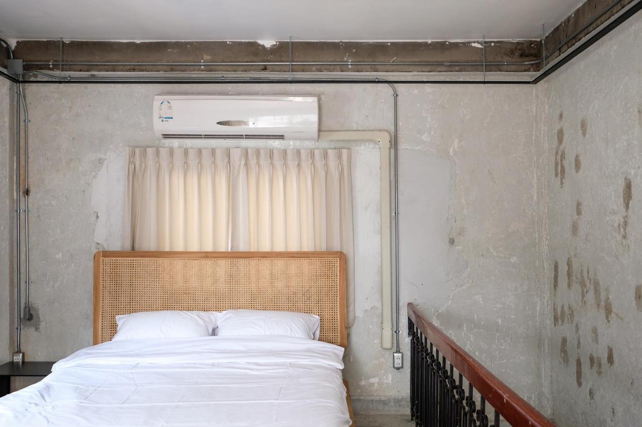 Ep1 Shophouse Hotel Bangkok Bagian luar foto