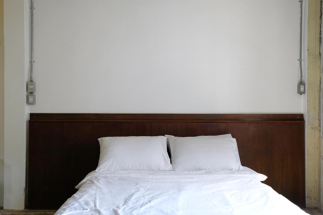 Ep1 Shophouse Hotel Bangkok Bagian luar foto