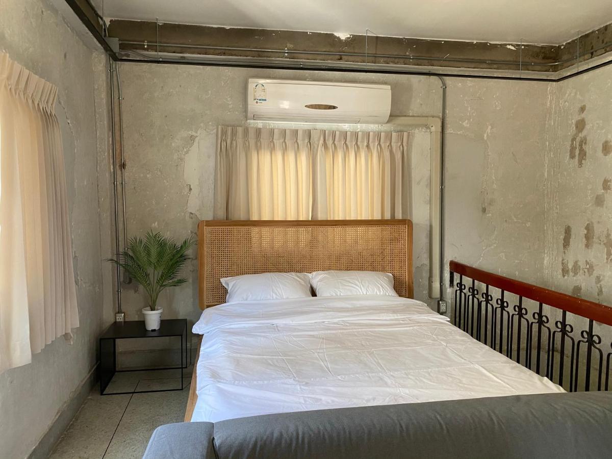 Ep1 Shophouse Hotel Bangkok Bagian luar foto